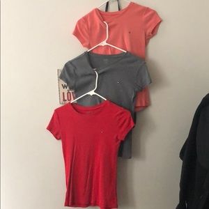 tommy set!! 4 shirts $40 for all